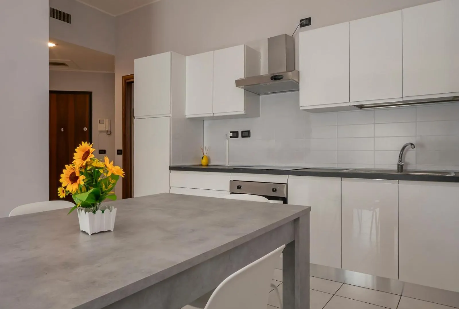 Xenia Apartments - Lovely Apartment In Citta Studi Milano